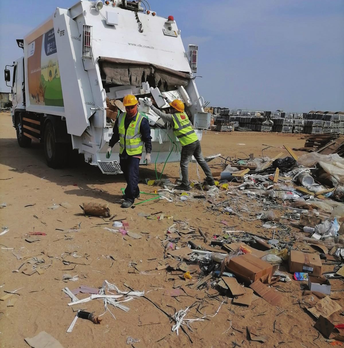 RESAN field operators collecting waste on site